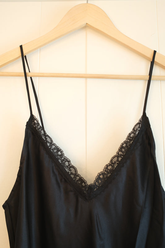 The Milan — Onyx · M · Imperfect