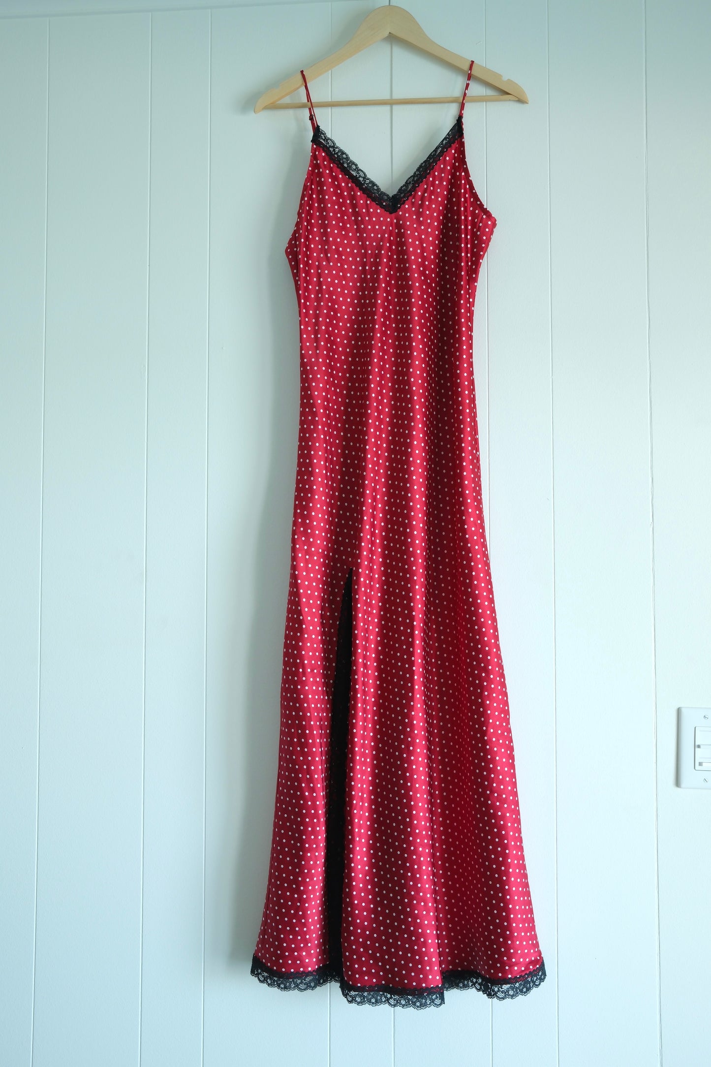 The Austin — Polka Dot · M · Imperfect